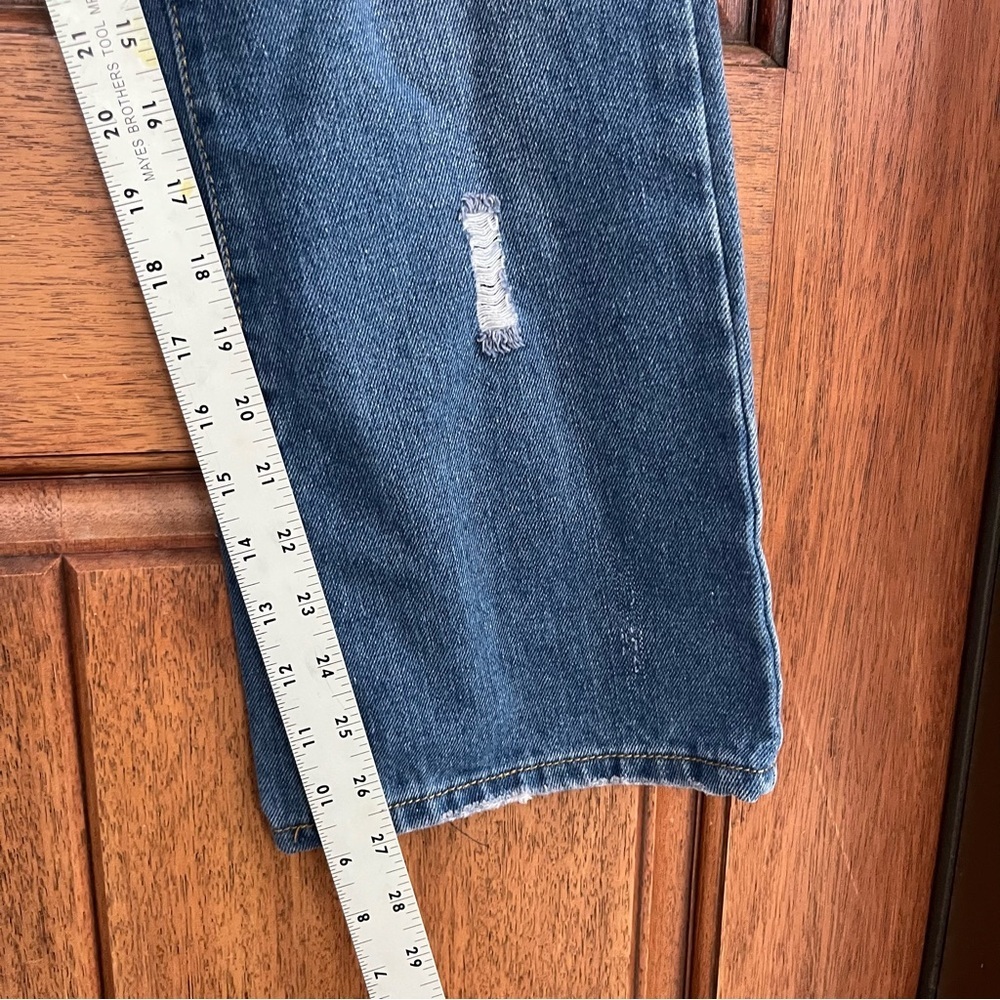 Zara Distressed Straight Leg Jeans - Picture 8 of 8